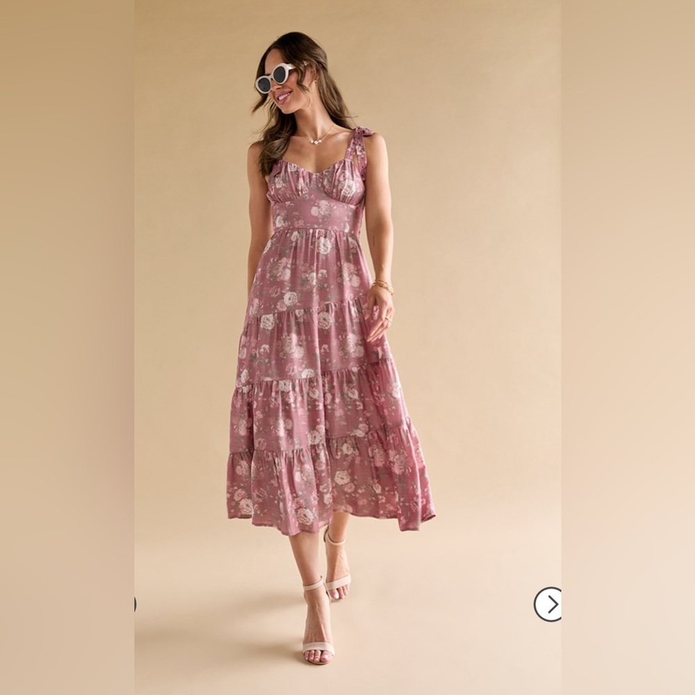 New Francesca’s Rosabella Mauve Floral Spring Summer Maxi Dress
